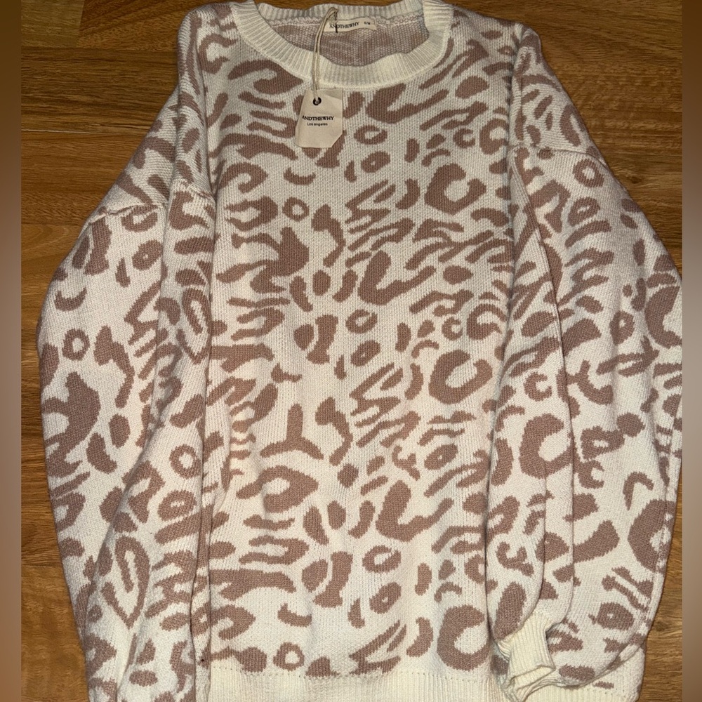 Brown leopard print sweatshirt